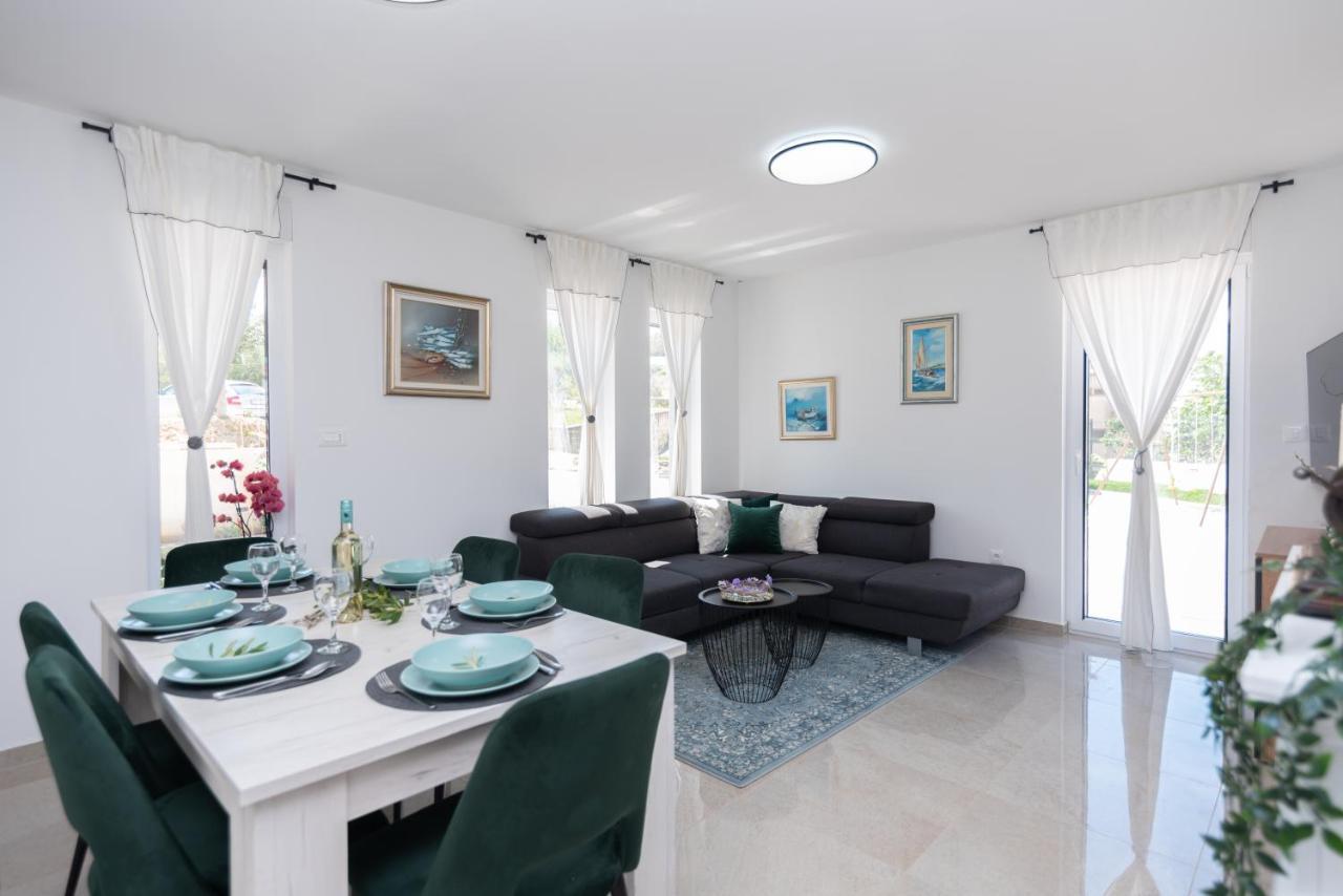 Villa Balic - Подстрана Экстерьер фото
